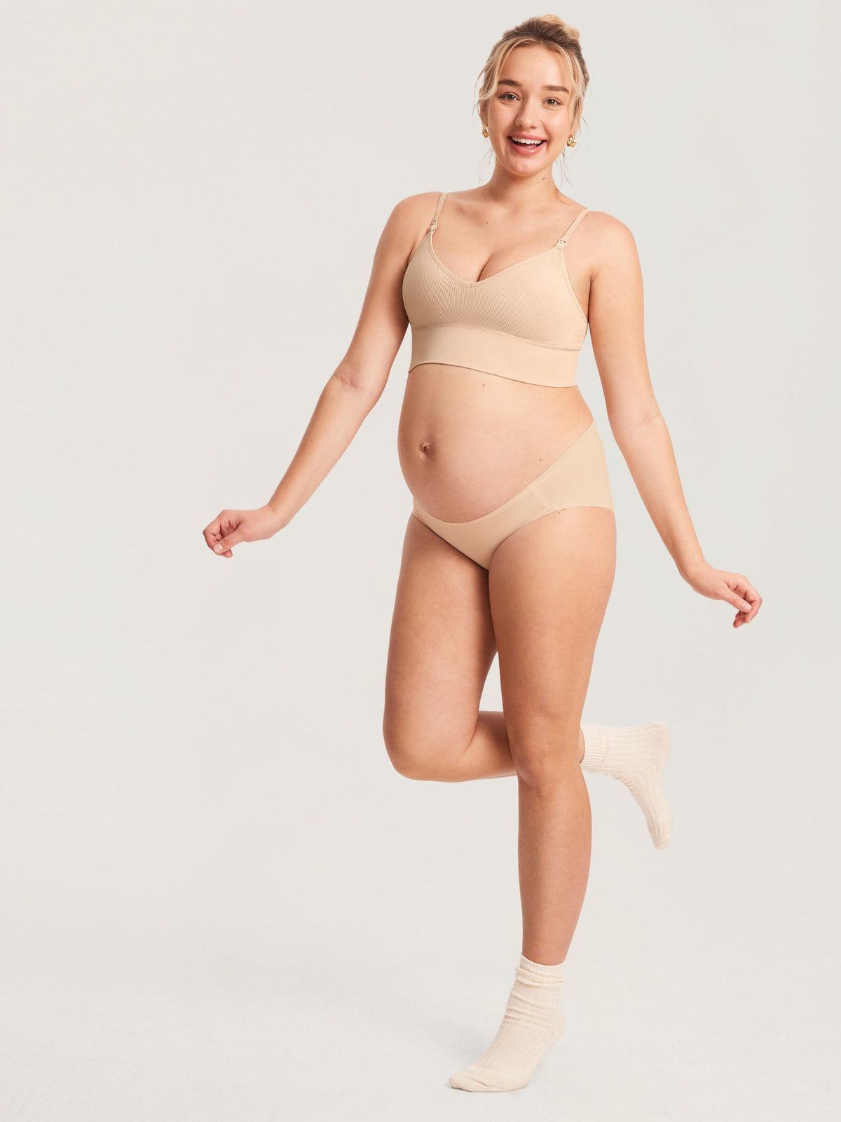 Fazo Store geribde voedingsbralette met V-hals en brede onderband