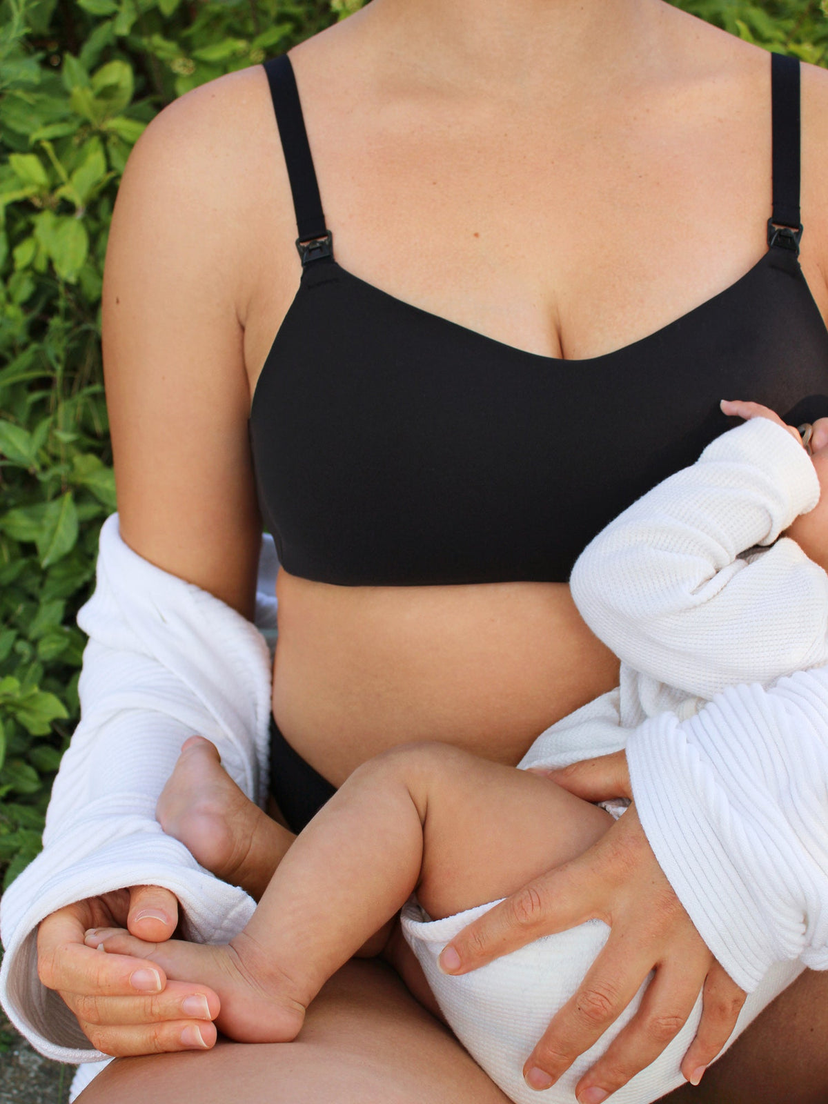 Inbarely® Plus Seamless Molded Nursing Bra