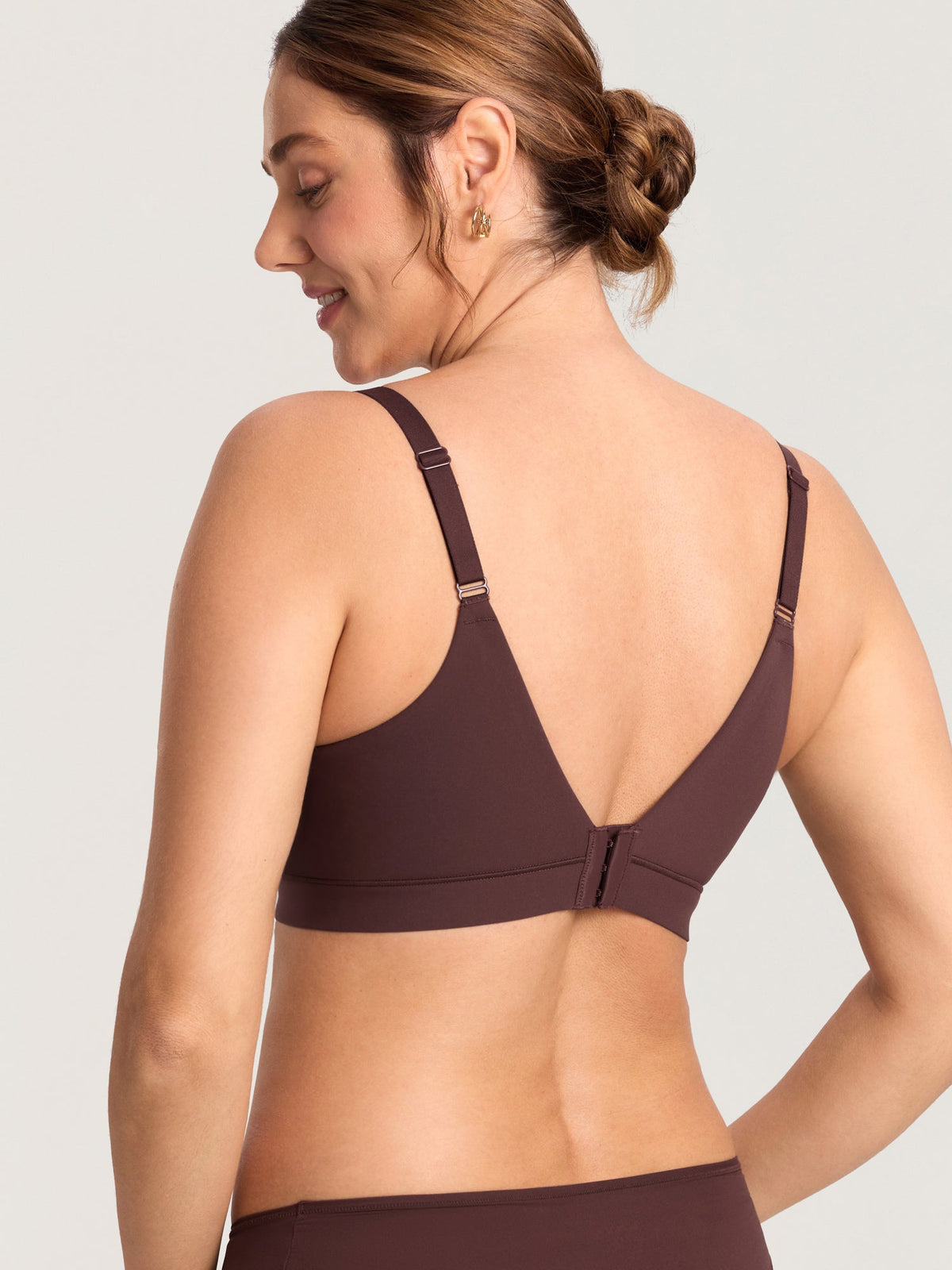 Inbarely® Plus Seamless Molded Nursing Bra