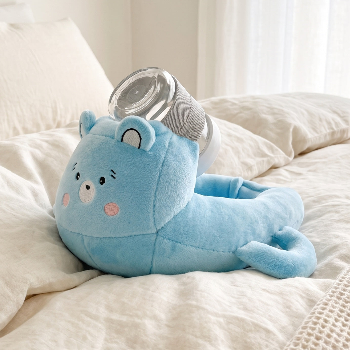 Little Manta Hands Free Baby Bottle Holder