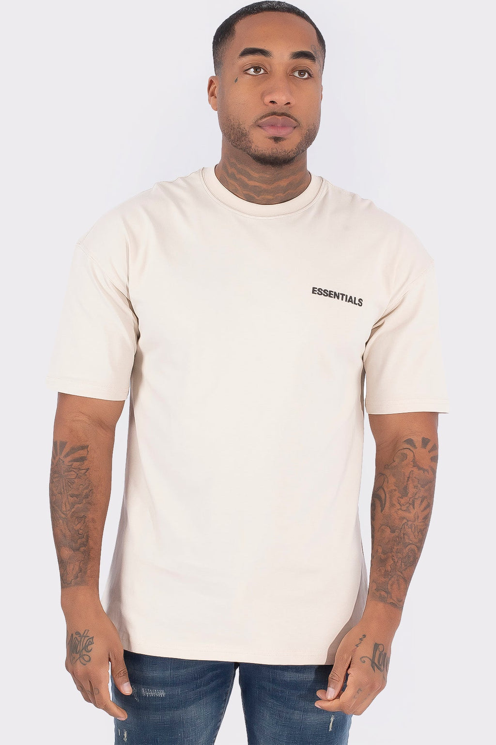 THE ESSENTIALS T-SHIRT