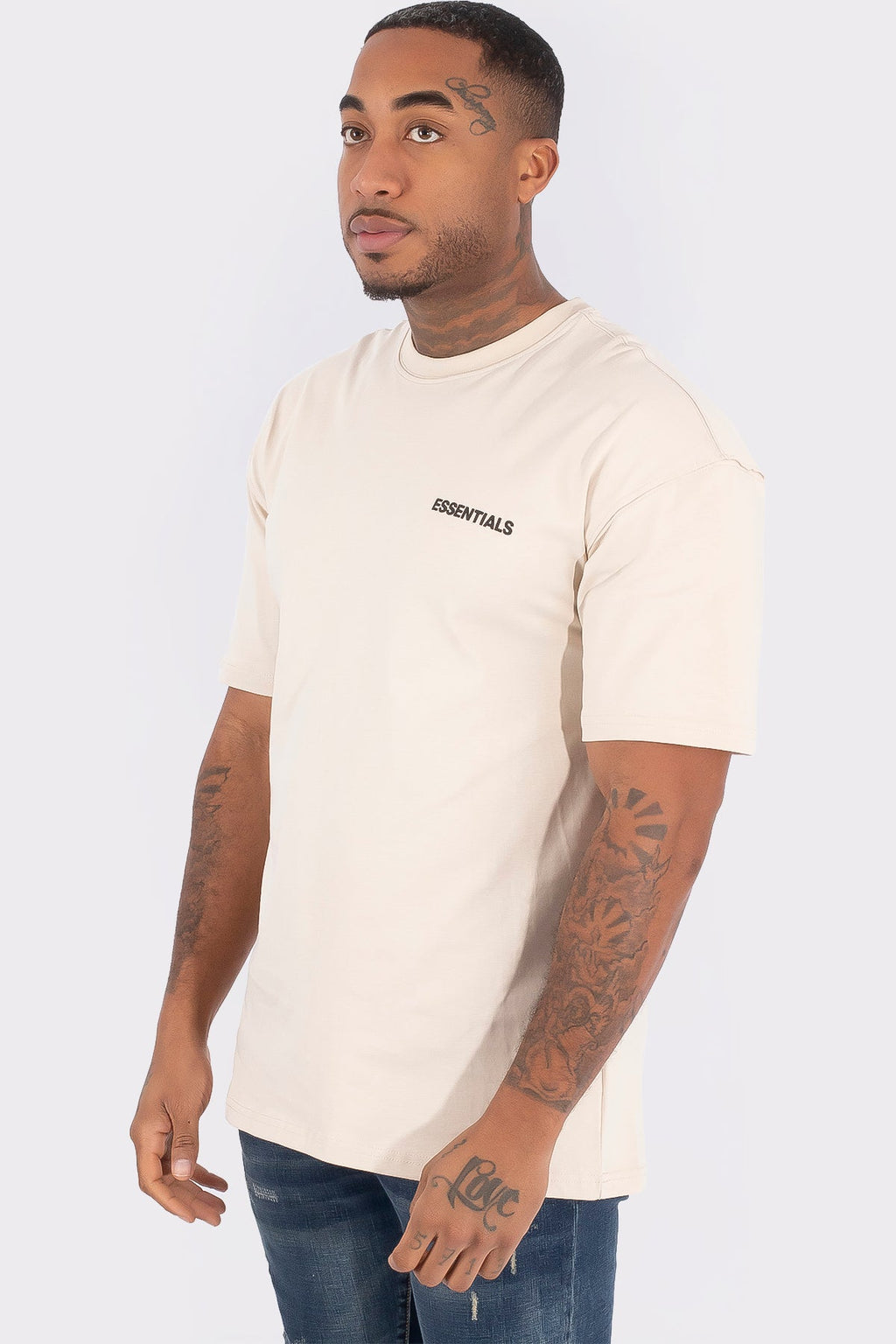 THE ESSENTIALS T-SHIRT