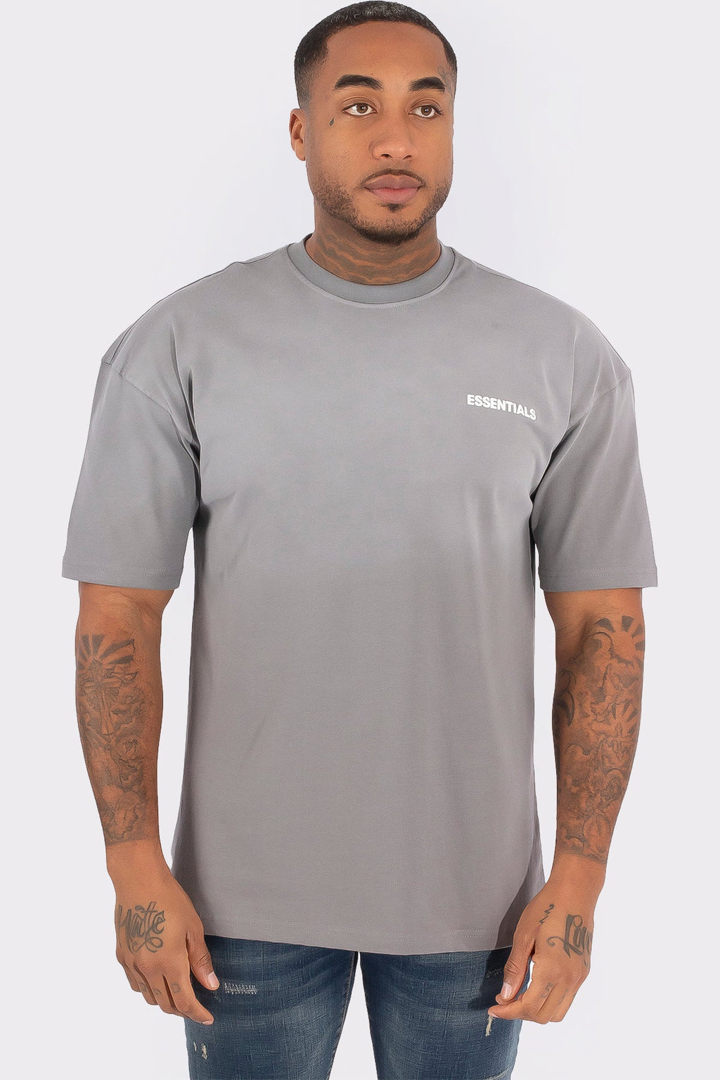 THE ESSENTIALS T-SHIRT