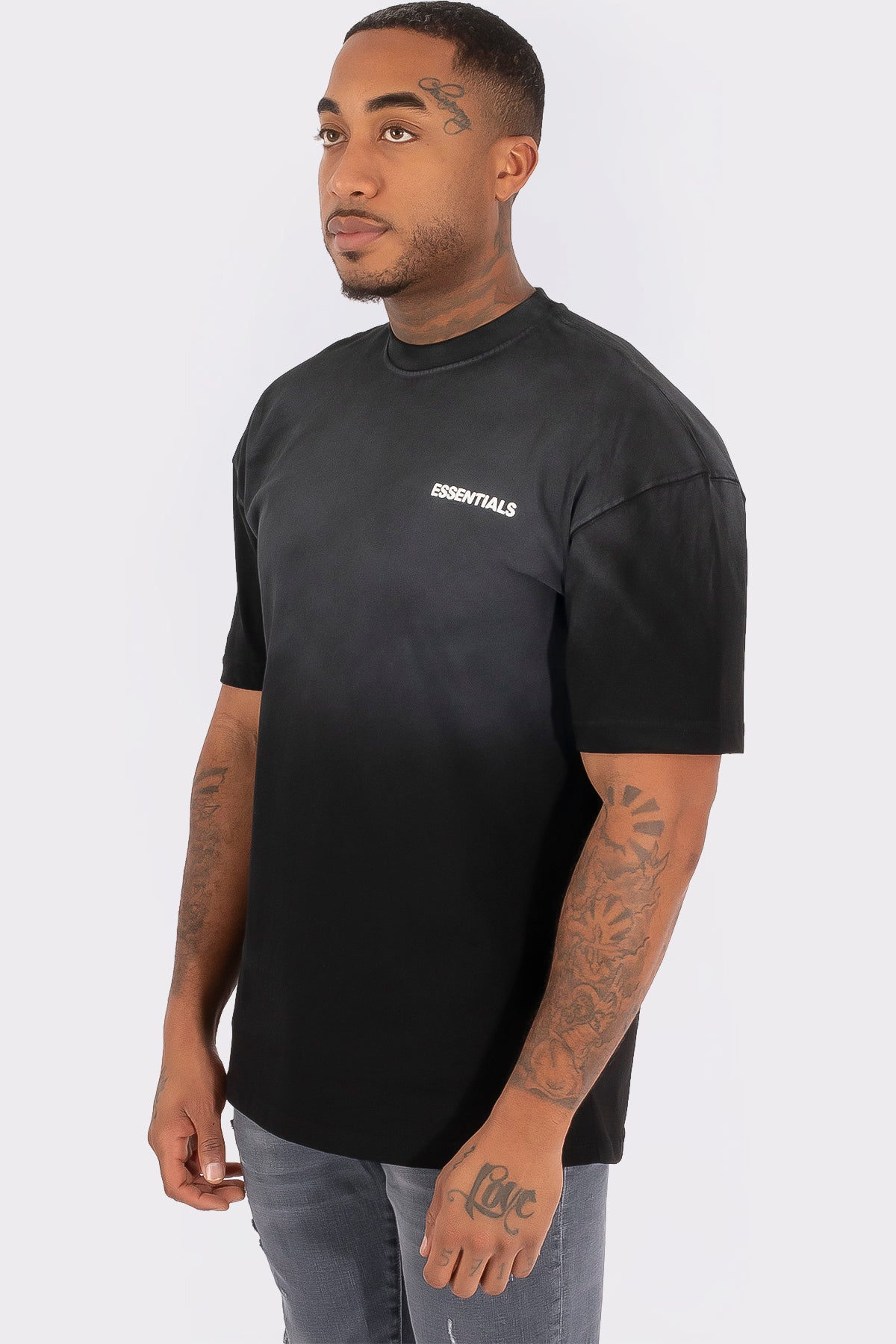 THE ESSENTIALS T-SHIRT