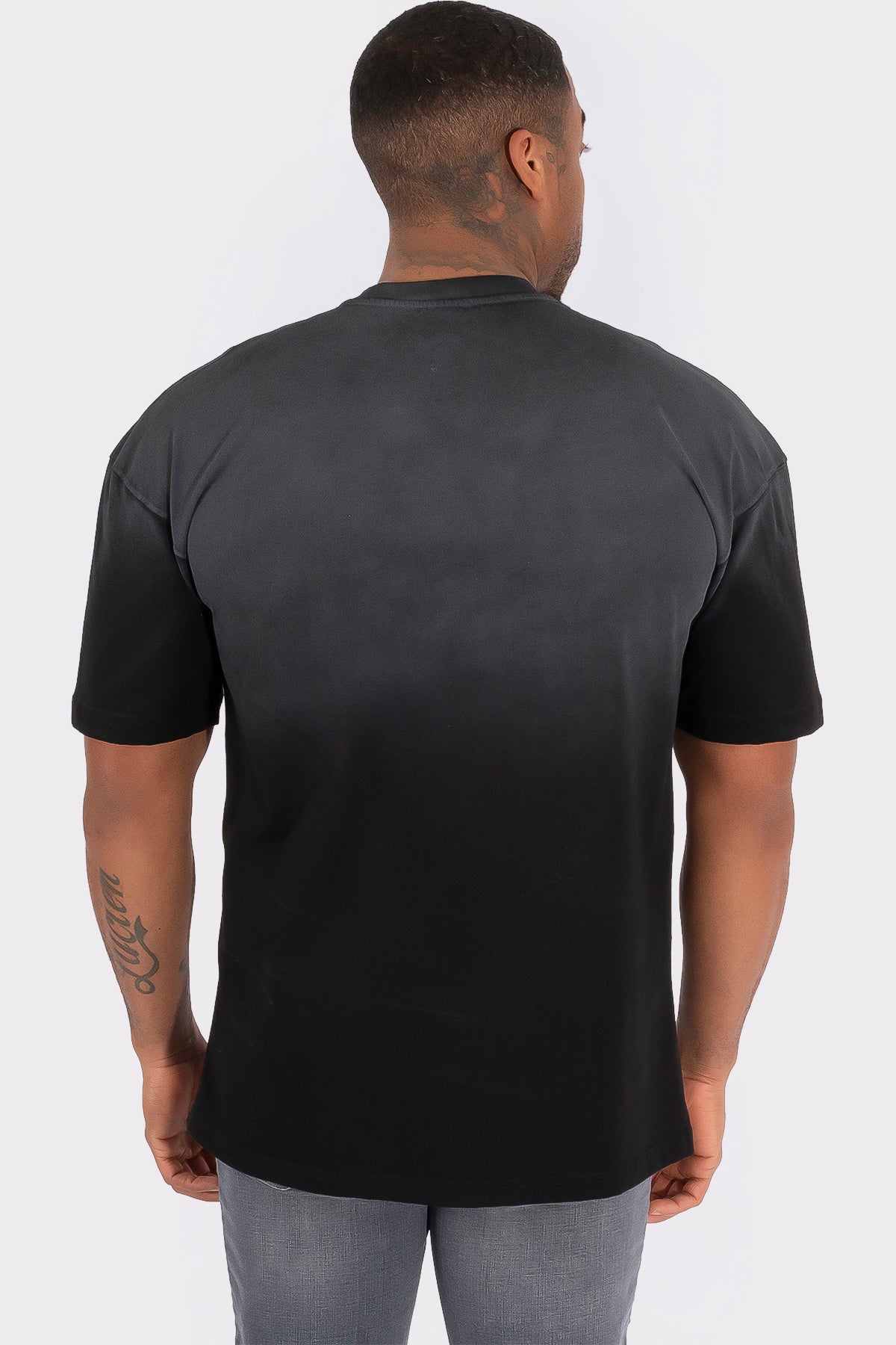 THE ESSENTIALS T-SHIRT