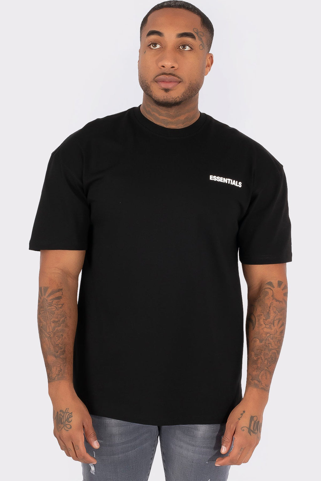THE ESSENTIALS T-SHIRT