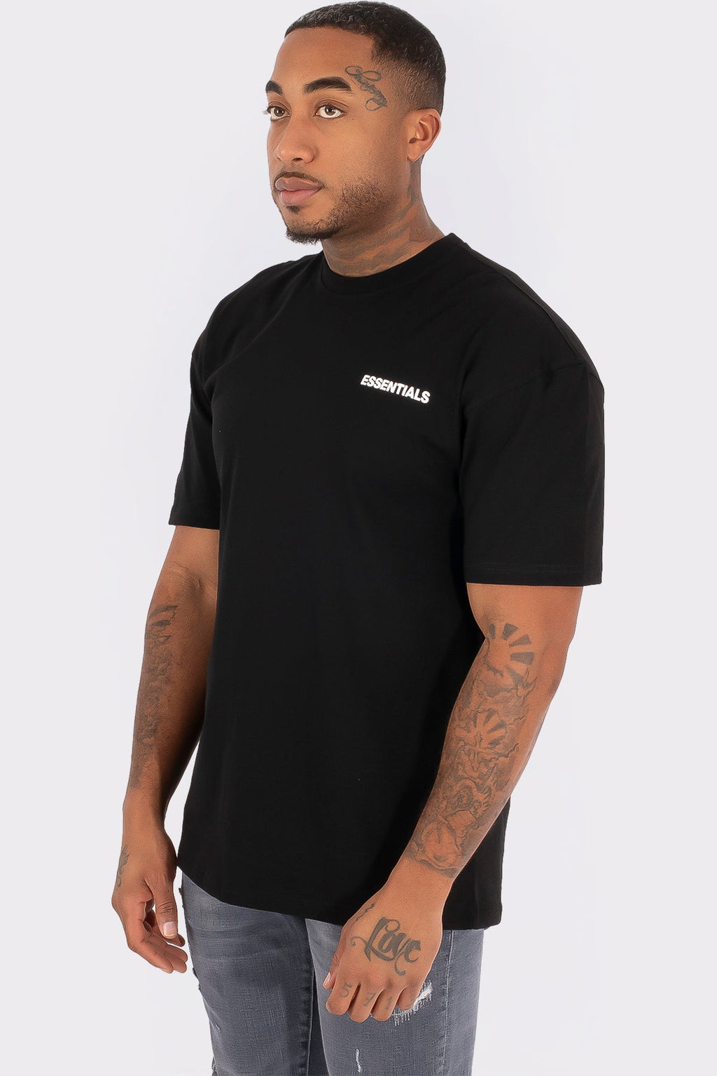 THE ESSENTIALS T-SHIRT