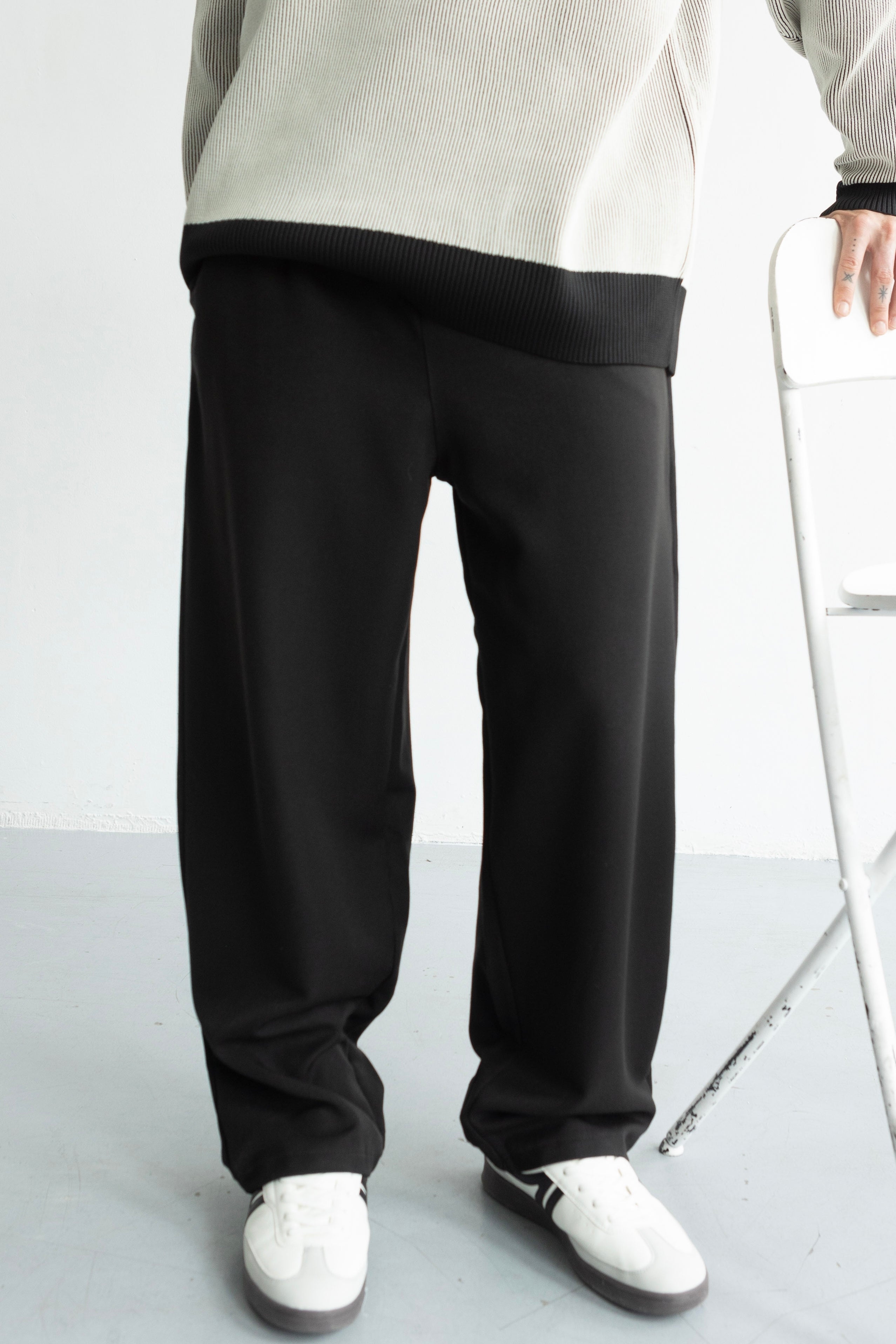 THE MARSEILLE TROUSERS