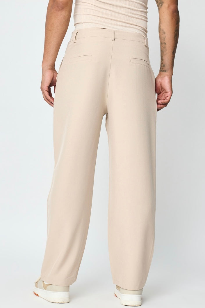 THE MARSEILLE TROUSERS