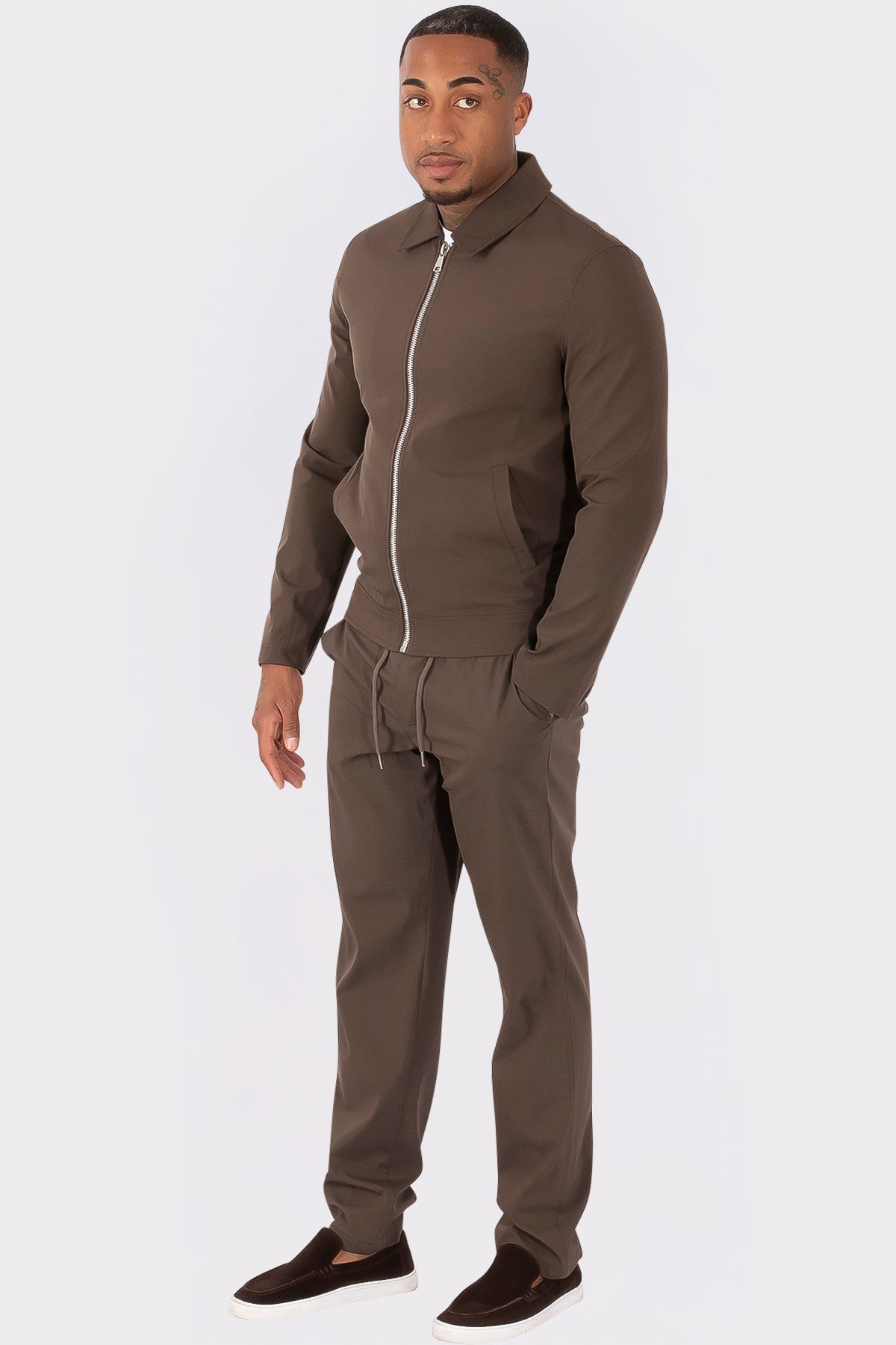 THE ZURICH TECH SUIT