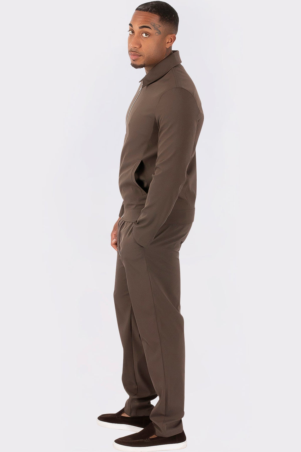 THE ZURICH TECH SUIT