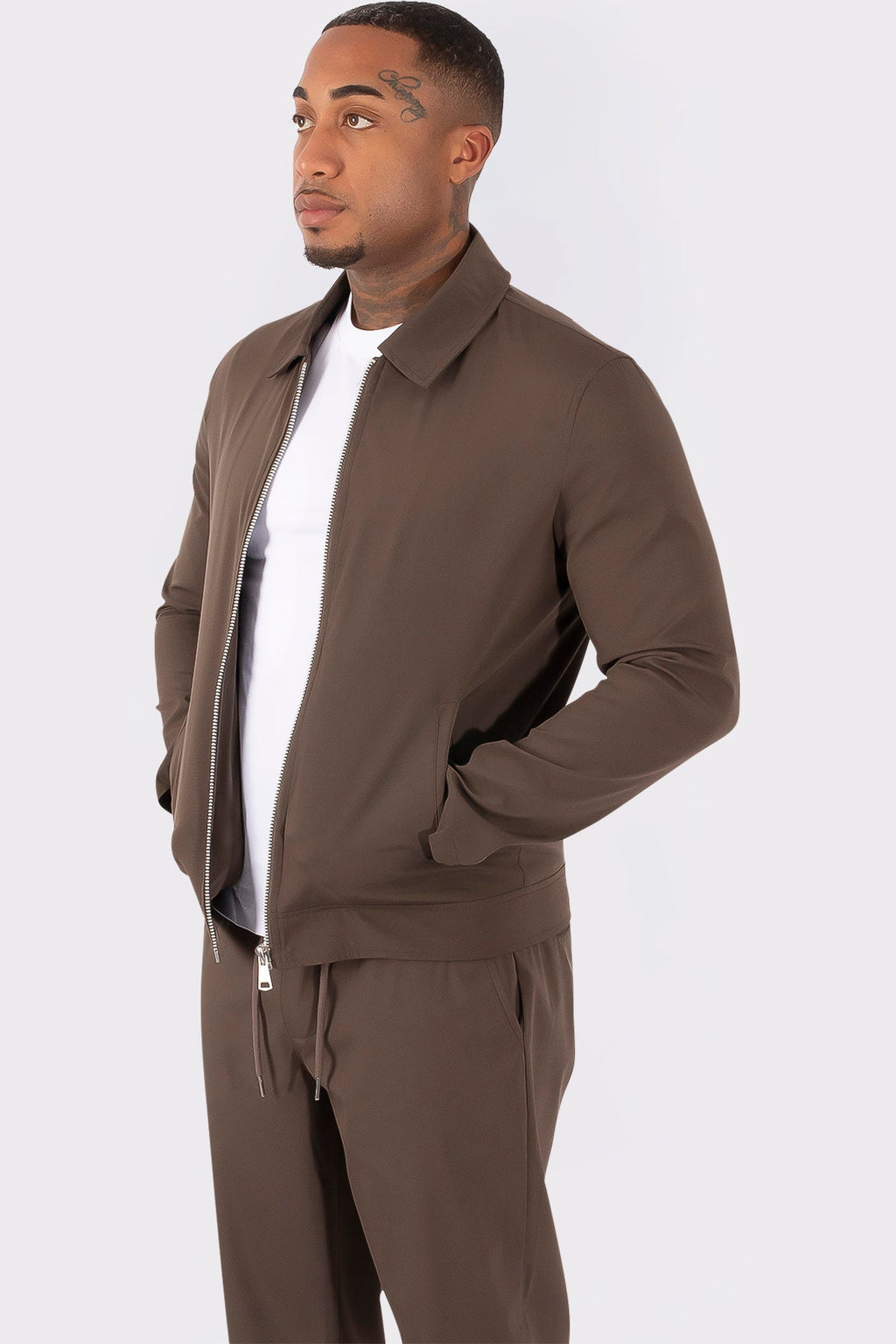 THE ZURICH TECH SUIT