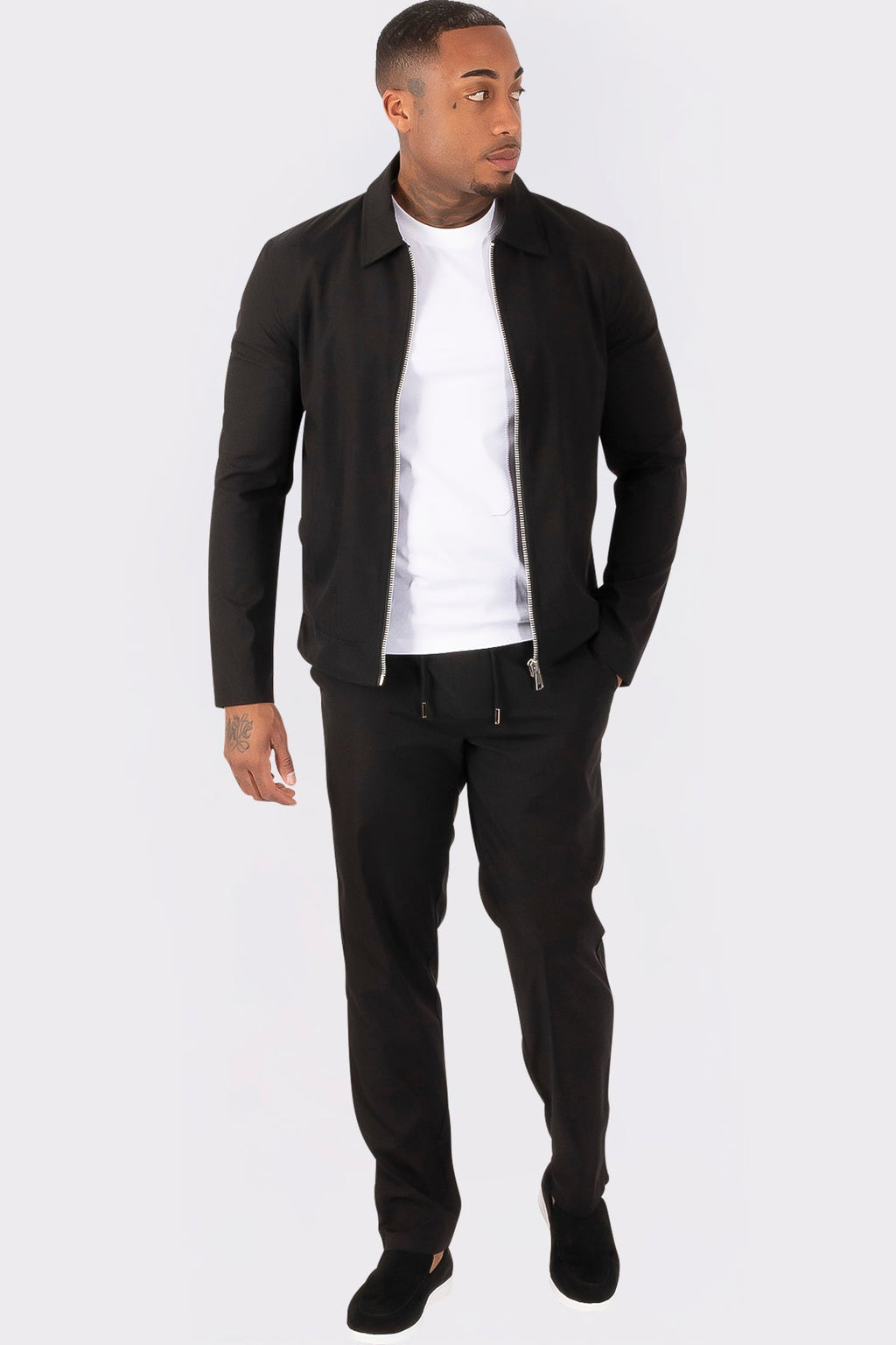 THE ZURICH TECH SUIT
