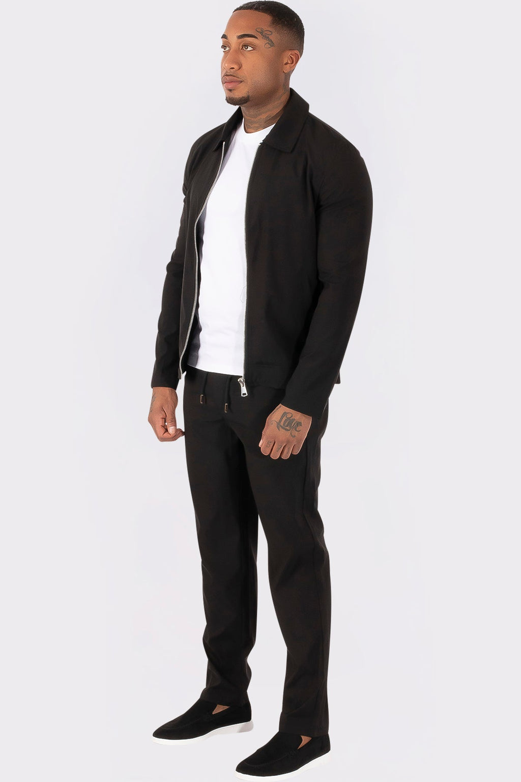 THE ZURICH TECH SUIT