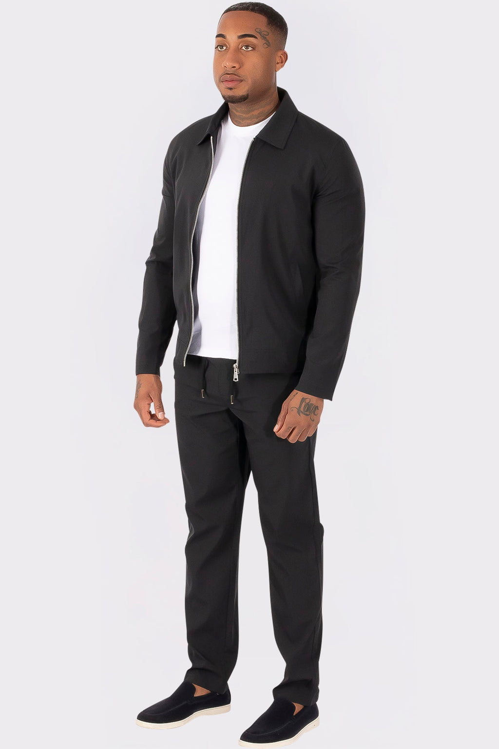 THE ZURICH TECH SUIT