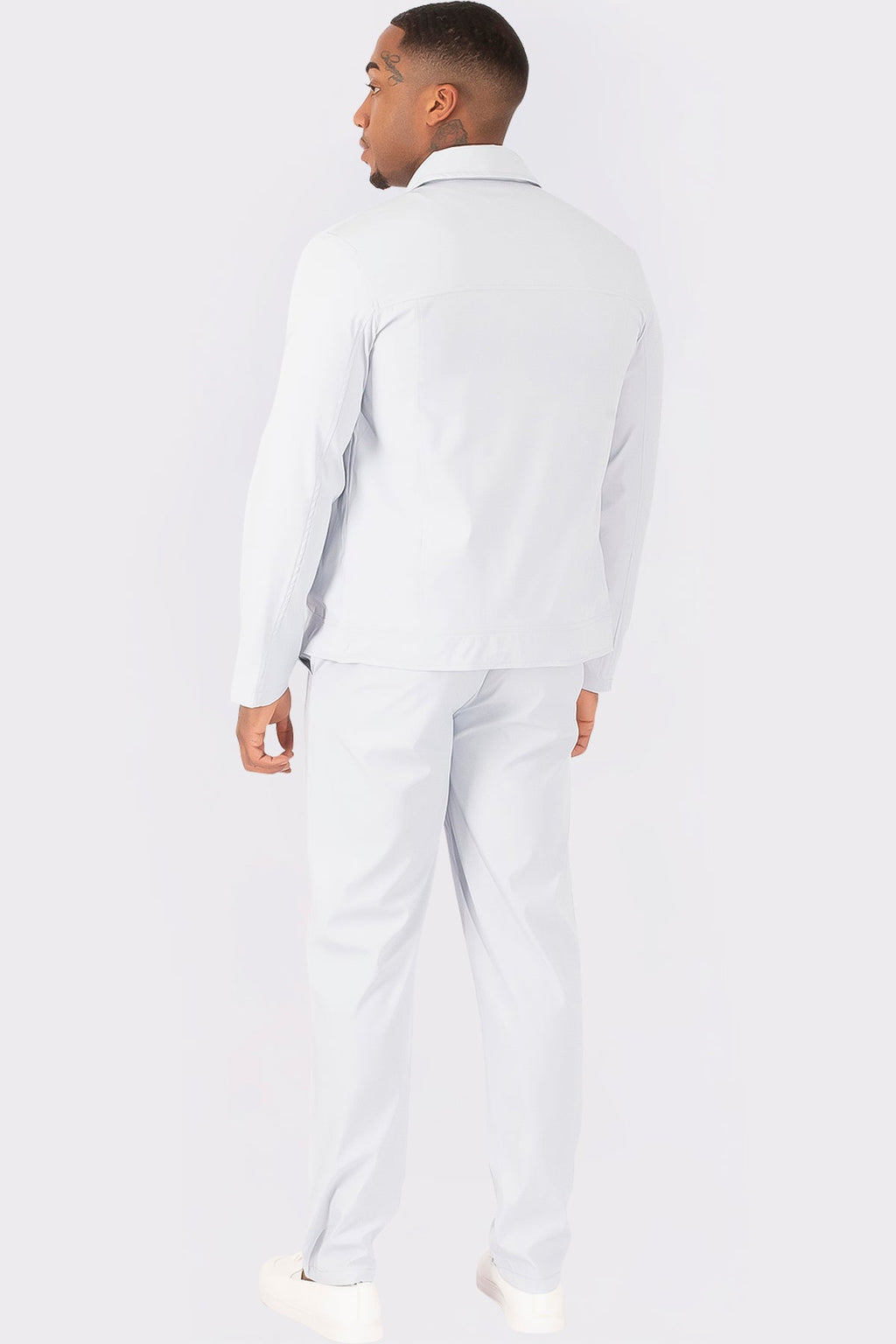 THE ZURICH TECH SUIT