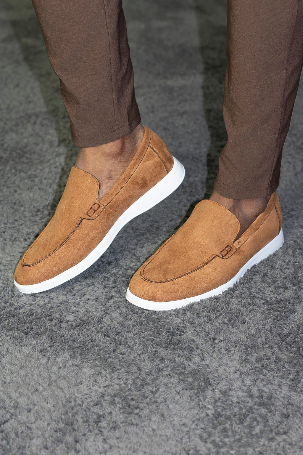 THE MONCLOVA ESSENTIAL LOAFER