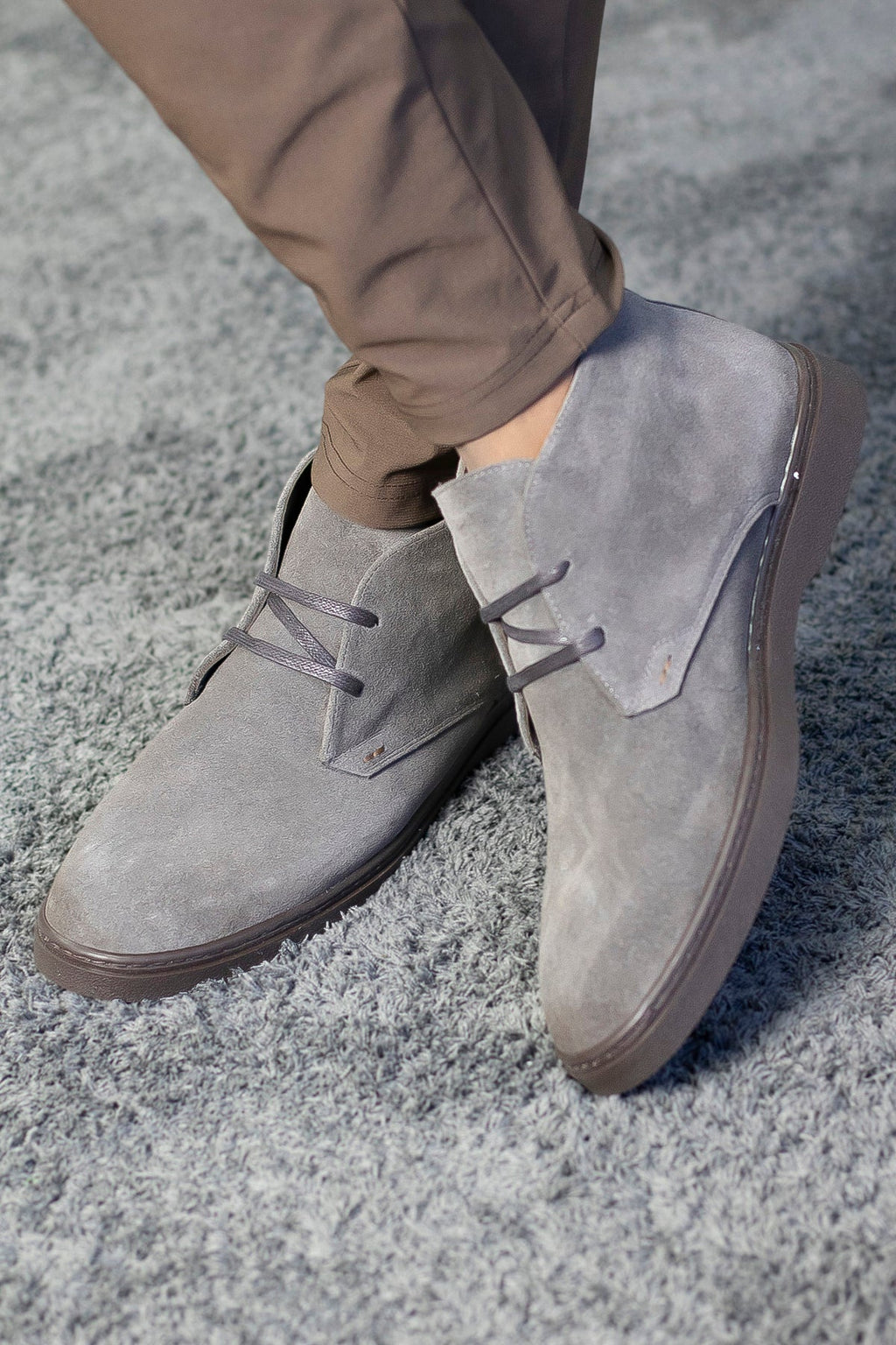 THE ALVERIO PREMIUM HIGHTOP