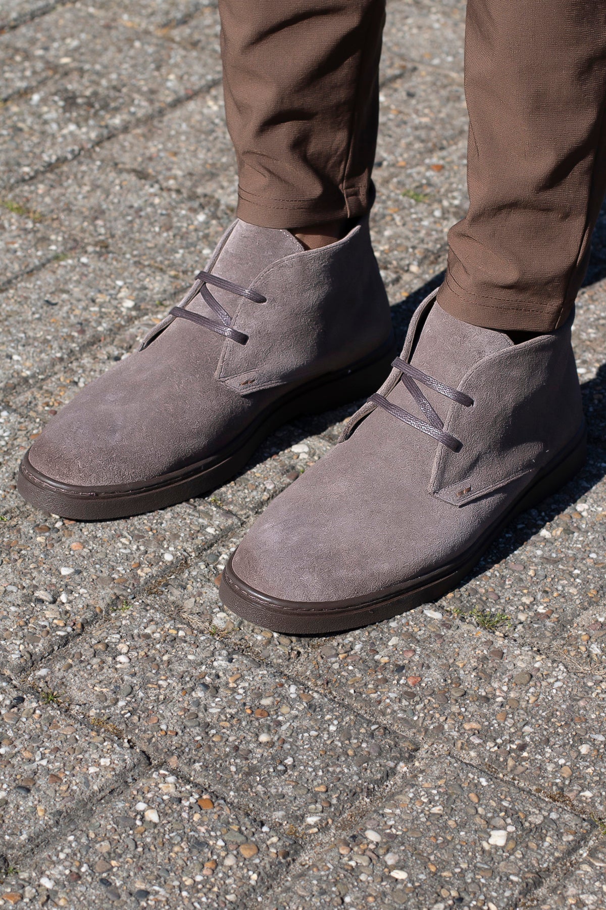 THE ALVERIO PREMIUM HIGHTOP