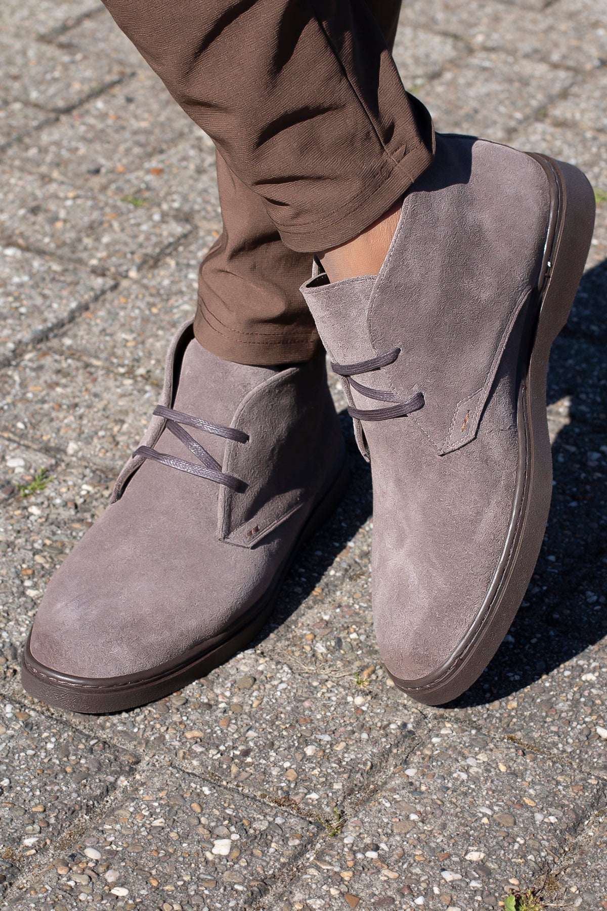 THE ALVERIO PREMIUM HIGHTOP