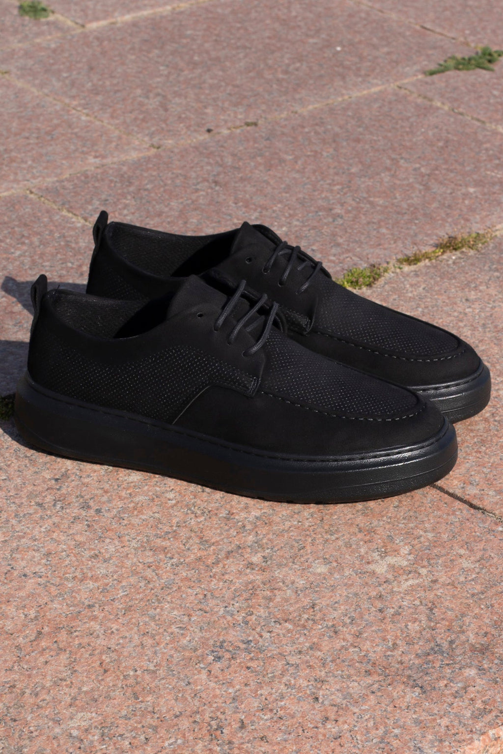 THE STOCKHOLM PREMIUM SNEAKER