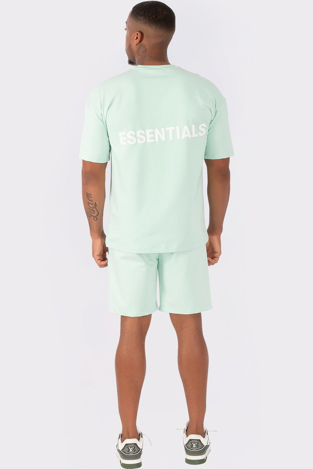 THE ESSENTIALS SUMMERSET