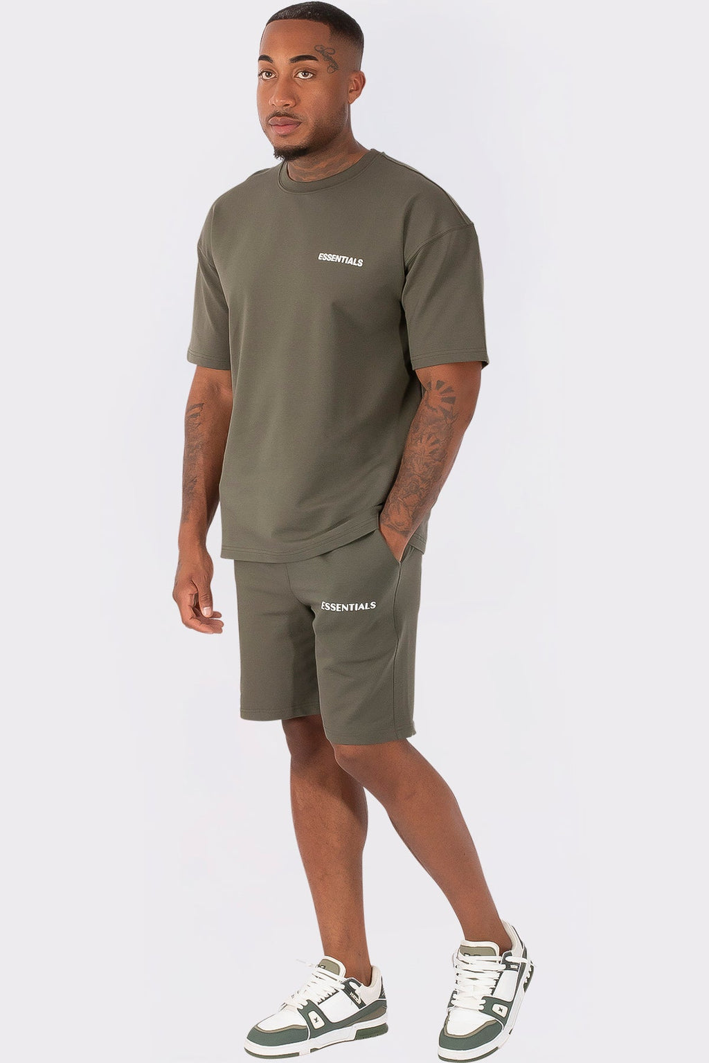 THE ESSENTIALS SUMMERSET
