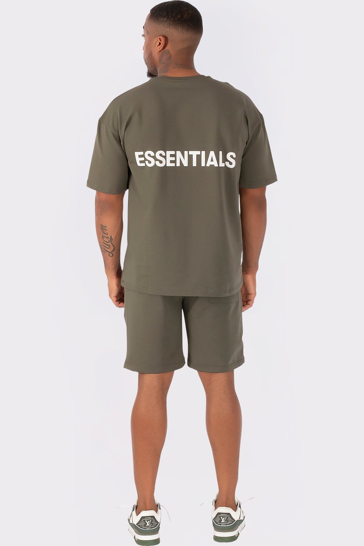 THE ESSENTIALS SUMMERSET