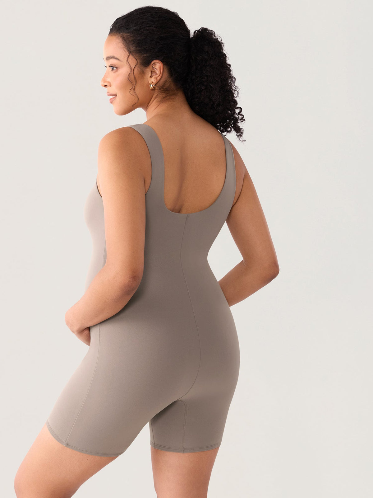 Fazo Store dubbellaagse korte zwangerschapsjumpsuit met vierkante hals