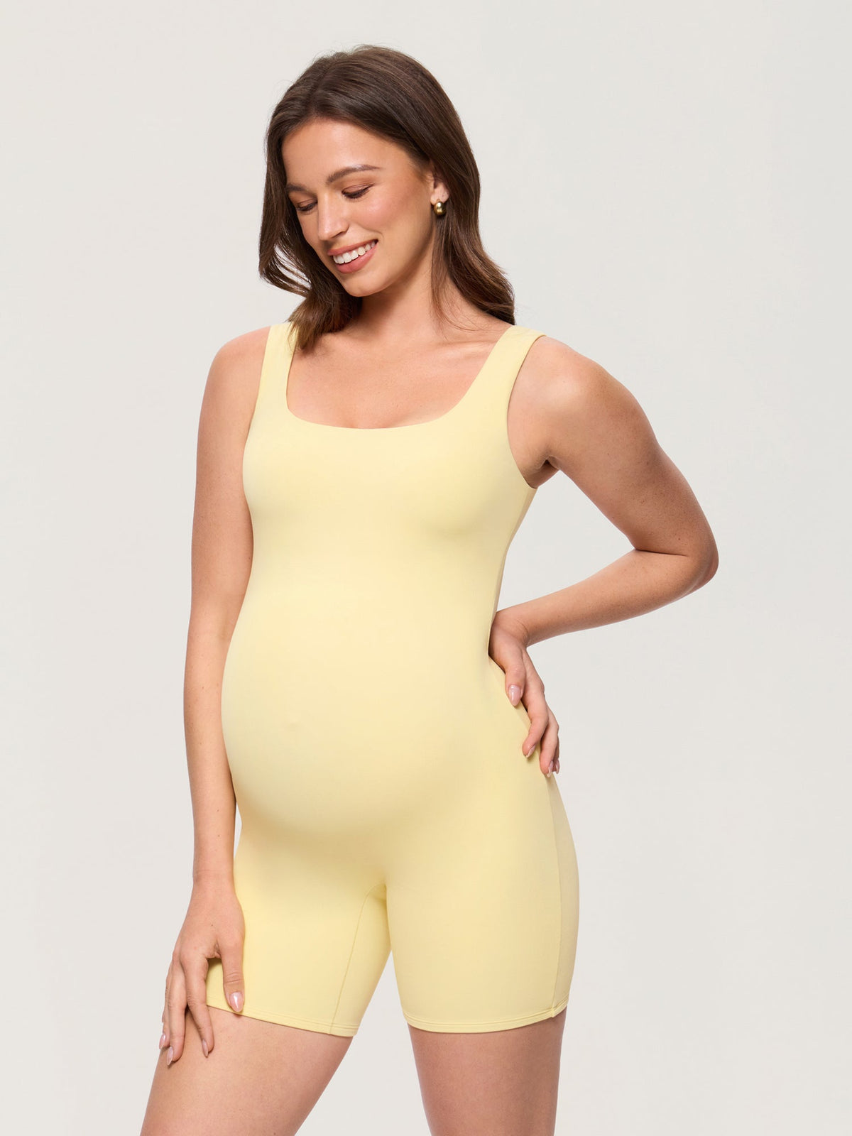 Fazo Store dubbellaagse korte zwangerschapsjumpsuit met vierkante hals