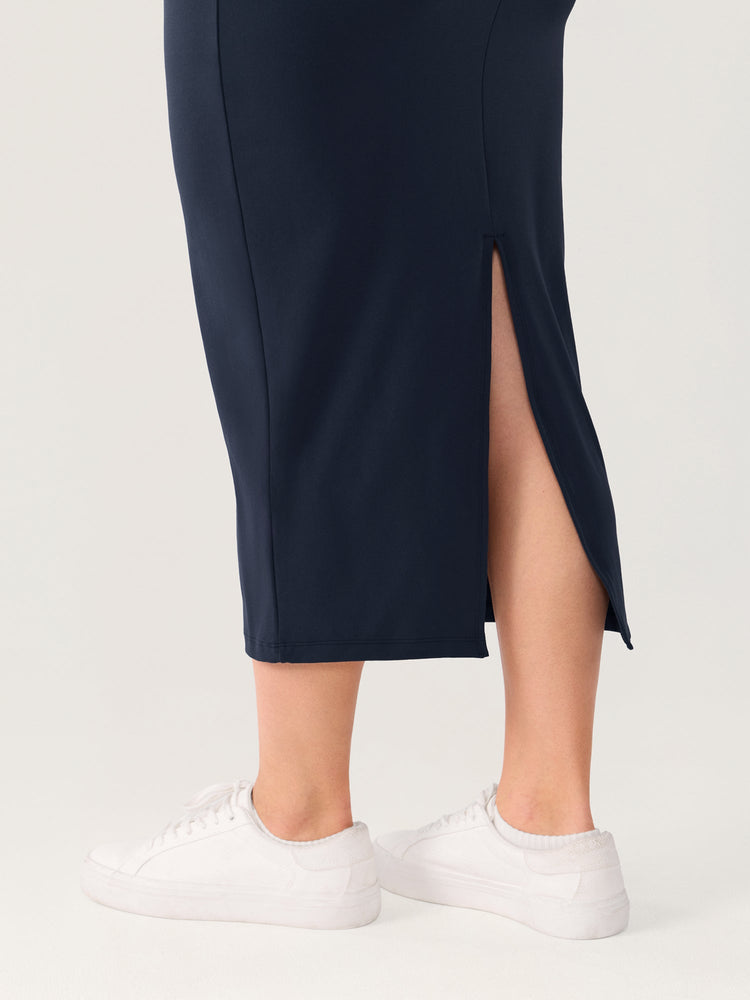 Natrelax® Hidden Crossover Bodycon Maxi Dress