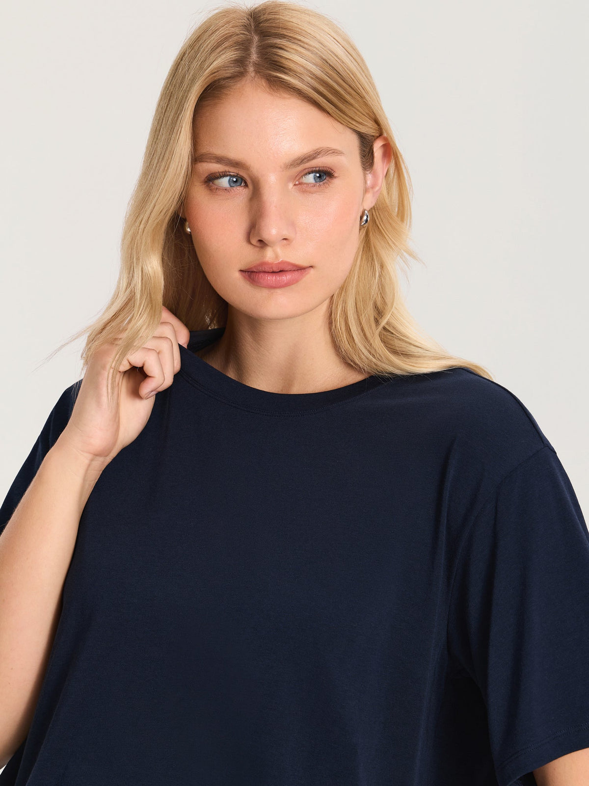 Modal Cotton Short Sleeve Loose Crop Tee