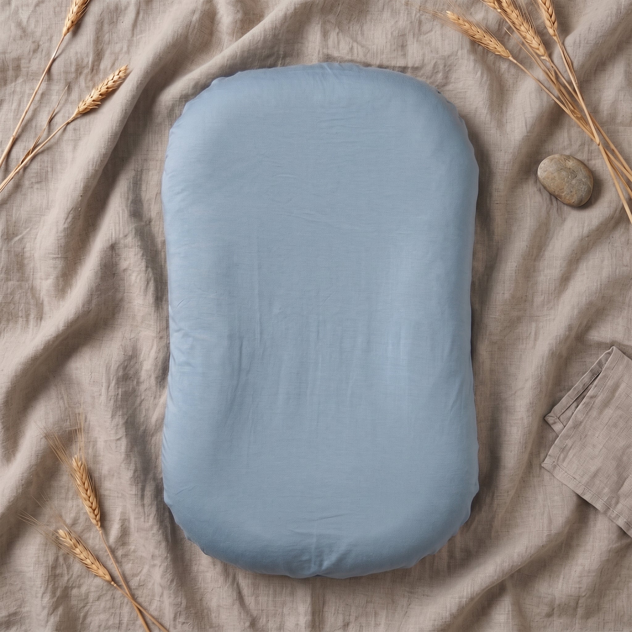 Little Manta Pastel Baby Lounger Nest